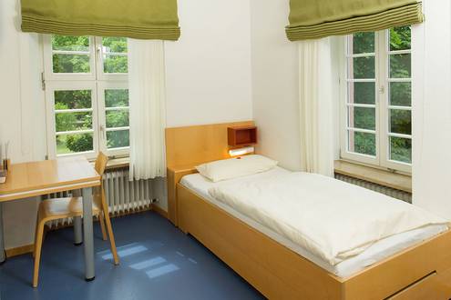 Ansicht auf eine Einzelzimmer im Bildungshaus Neckarelz